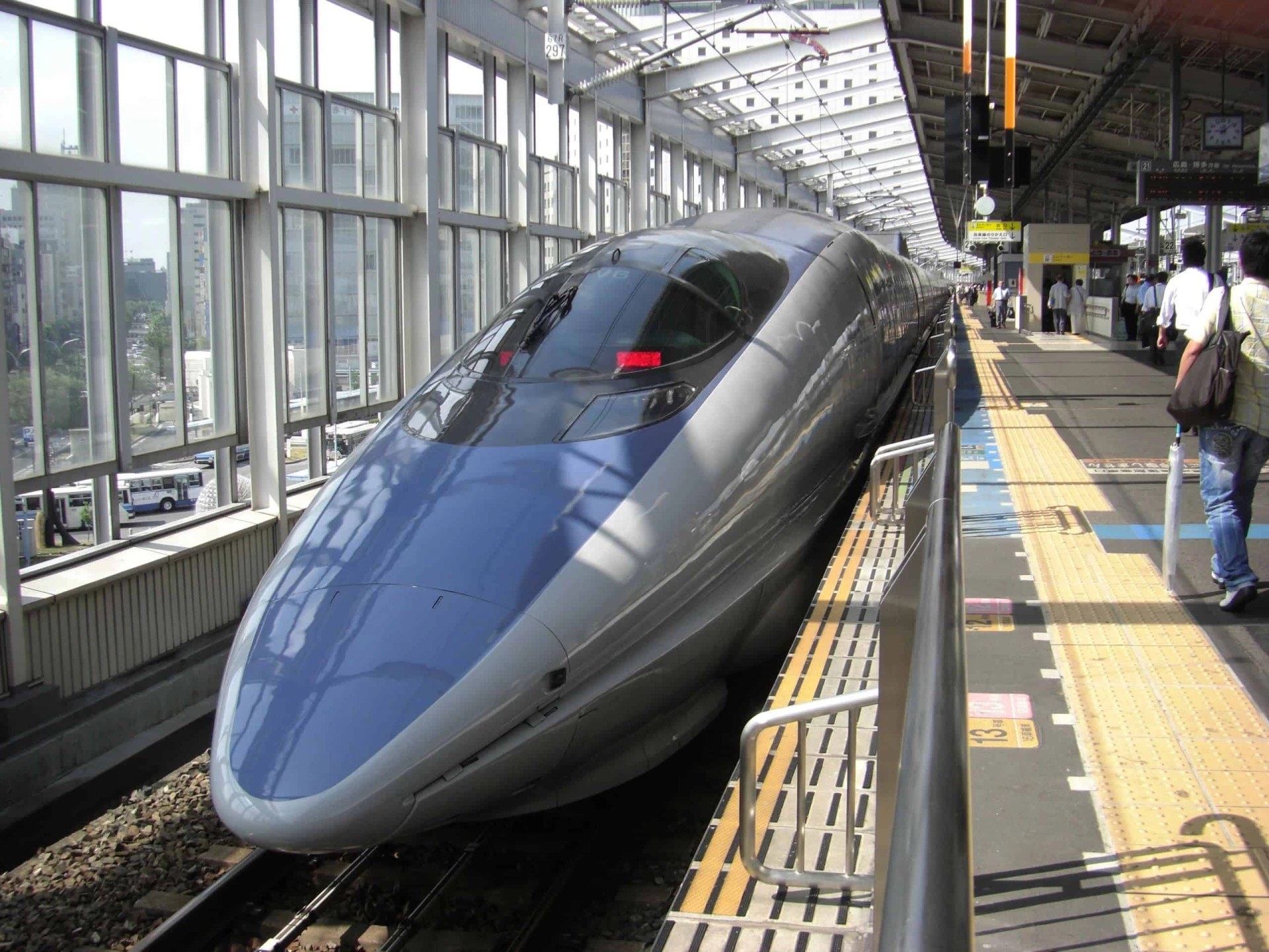 Beijing, Shanghai, Tokyo & Kyoto by Bullet Train