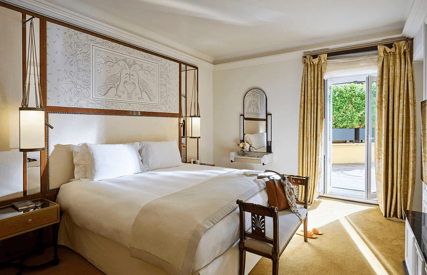 Luxury gay travel