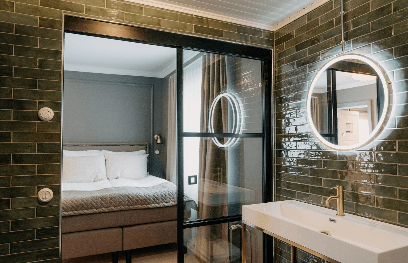 Luxury gay travel