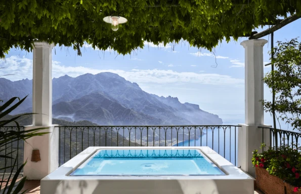 Lovers’ Odyssey: Italy and Greece Honeymoon