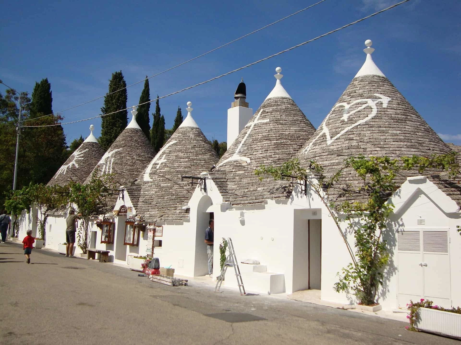 Gay Group Trip: Cycling Polignano a Mare to Gallipoli