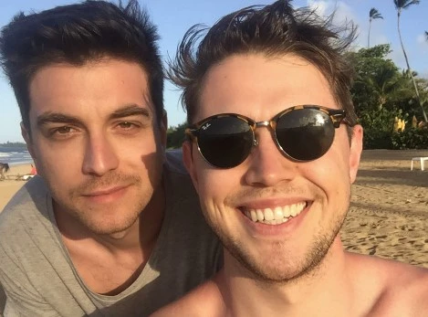 james glynn and tomek mossakowski
