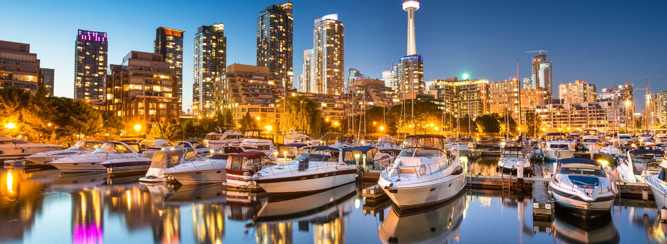 Best Things To Do in Toronto and Niagara Falls