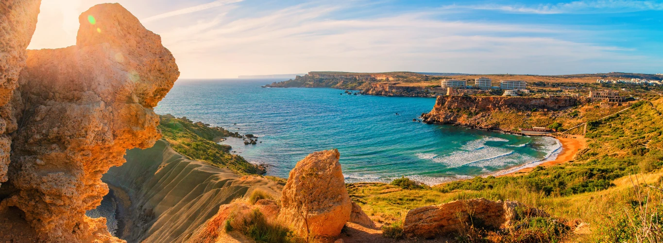 Ghajn Tuffieha Bay