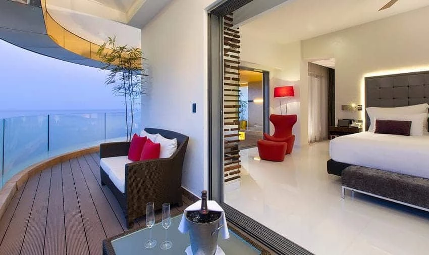 Luxury gay travel