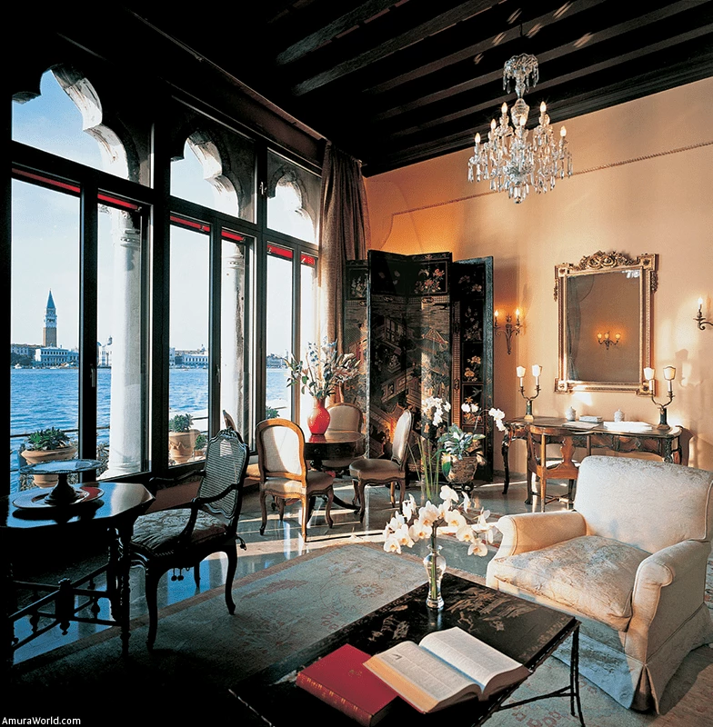 Luxury gay travel