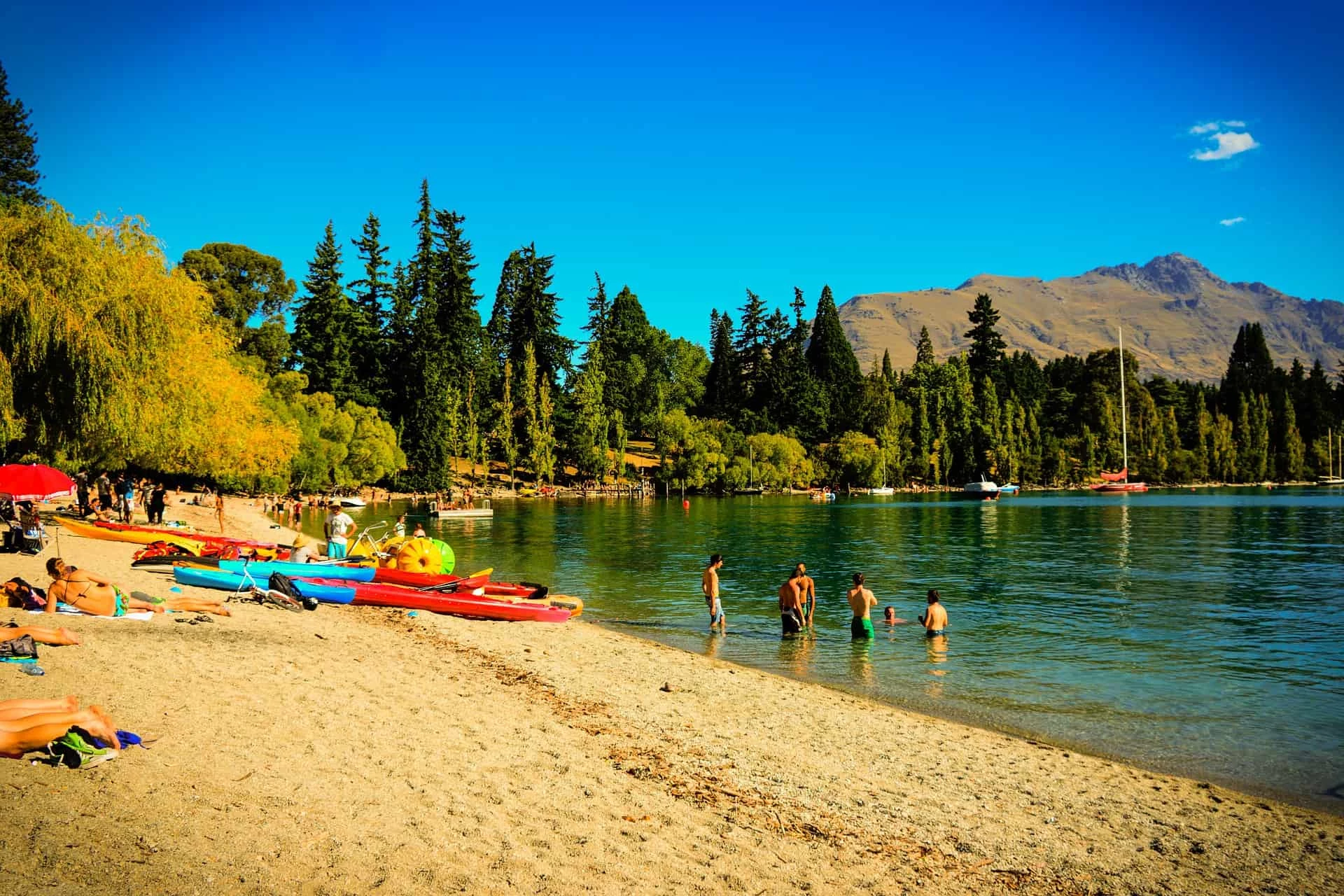 Gay Group Trip: Discover New Zealand