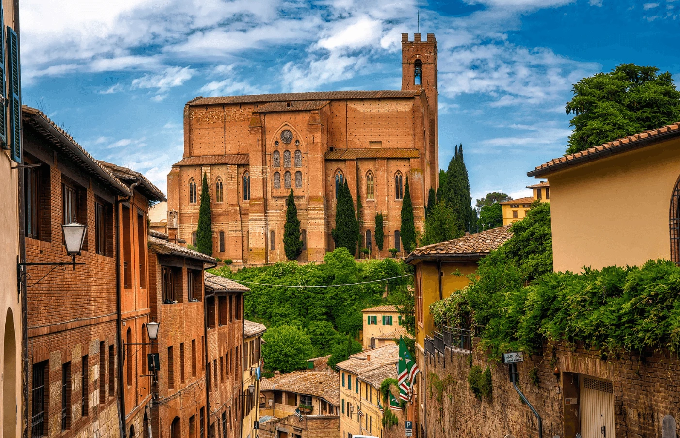 Day 2: Exploring Siena, San Gimignano & Monteriggioni