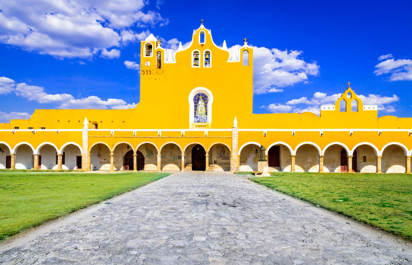 Day 1 and 2: Cancun and Izamal